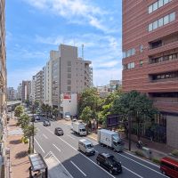 目黒区大橋の賃貸物件/眺望。前方は大きめのビルですが、距離があるので窮屈さはあまり感じません