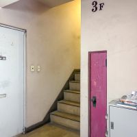 目黒区大橋の賃貸物件/階段を一つ上がれば3階まで行けてしまうため、想像するより楽かと思います