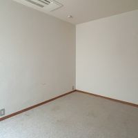渋谷区代々木の賃貸物件/カーペットの洋室別角度から
