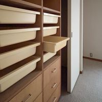 渋谷区代々木の賃貸物件/備え付け収納も時代を感じる仕様