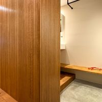 目黒区目黒本町の売買物件/玄関土間が広く続いている
