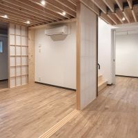 港区南青山の賃貸物件/１階。中央部に居住スペースがついています