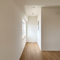 世田谷区下馬の賃貸物件/洋室。西側に窓がついています