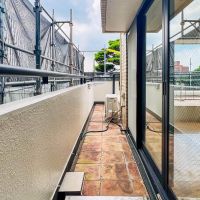 渋谷区上原の賃貸物件/南側にもバルコニーがあります