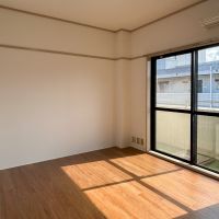 目黒区中央町の賃貸物件/洋室。6畳ほどの広さです
