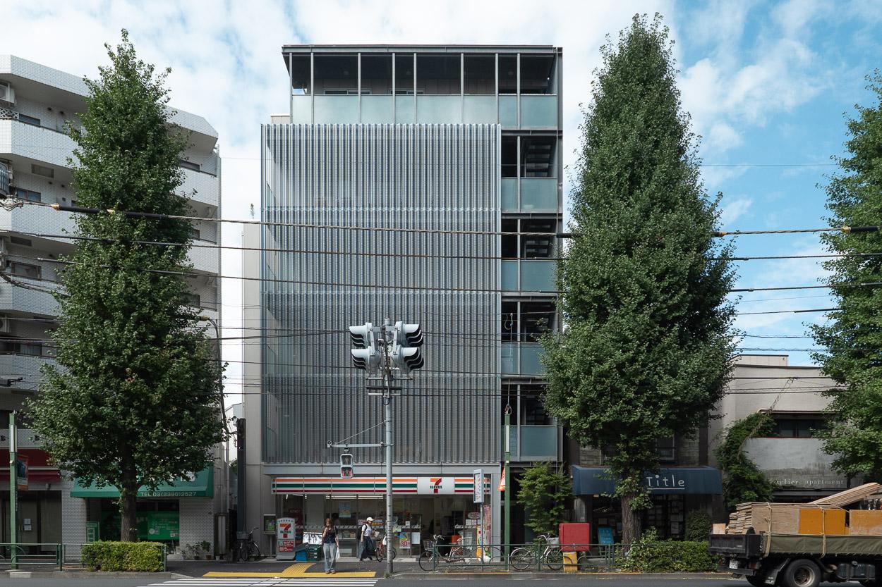 杉並区桃井の賃貸物件/外観はスタイリッシュなデザイン