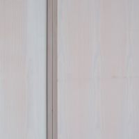 杉並区桃井の賃貸物件/間仕切りドアは、やさしい淡いピンク色