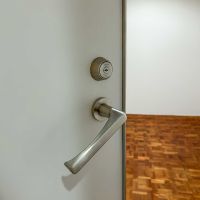 荒川区西日暮里の賃貸物件/防音ドアで密閉性は十分