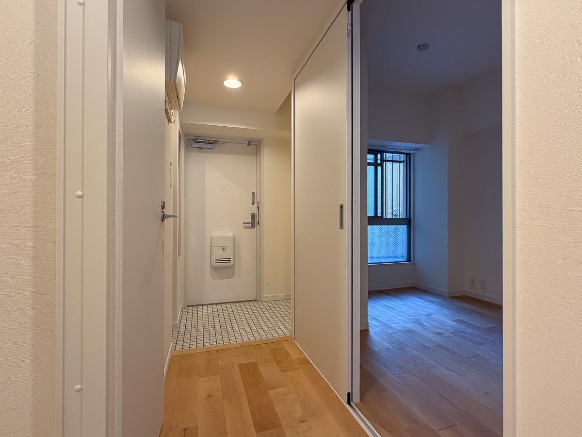 世田谷区大蔵の賃貸物件/104：玄関横に洋室がもう一部屋