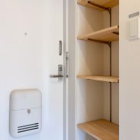 世田谷区大蔵の賃貸物件/306：玄関脇の収納
