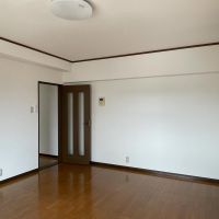 目黒区上目黒の賃貸物件/ダイニングを東に向かって