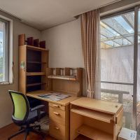  静岡県伊豆市修善寺の売買物件/2階のルーフバルコニー脇の洋室