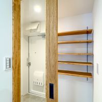 千葉県市川市行徳駅前の賃貸物件/706：造作の棚は、靴や雑貨を並べたり、色々な使い方ができそう