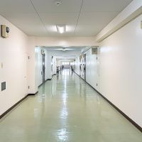 千葉県市川市行徳駅前の賃貸物件/共用部はレトロな雰囲気