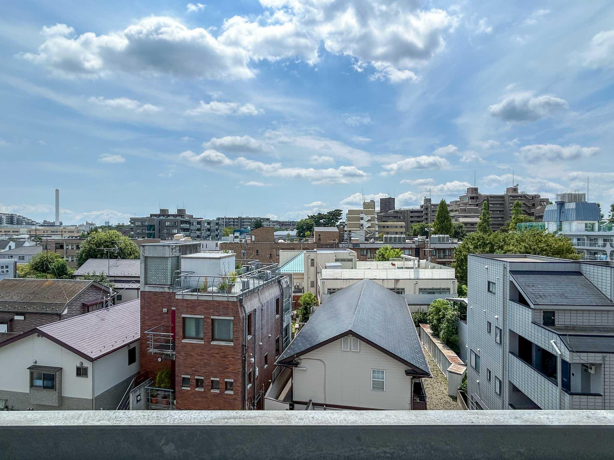 世田谷区南烏山の賃貸物件/5階：ベランダからの景色