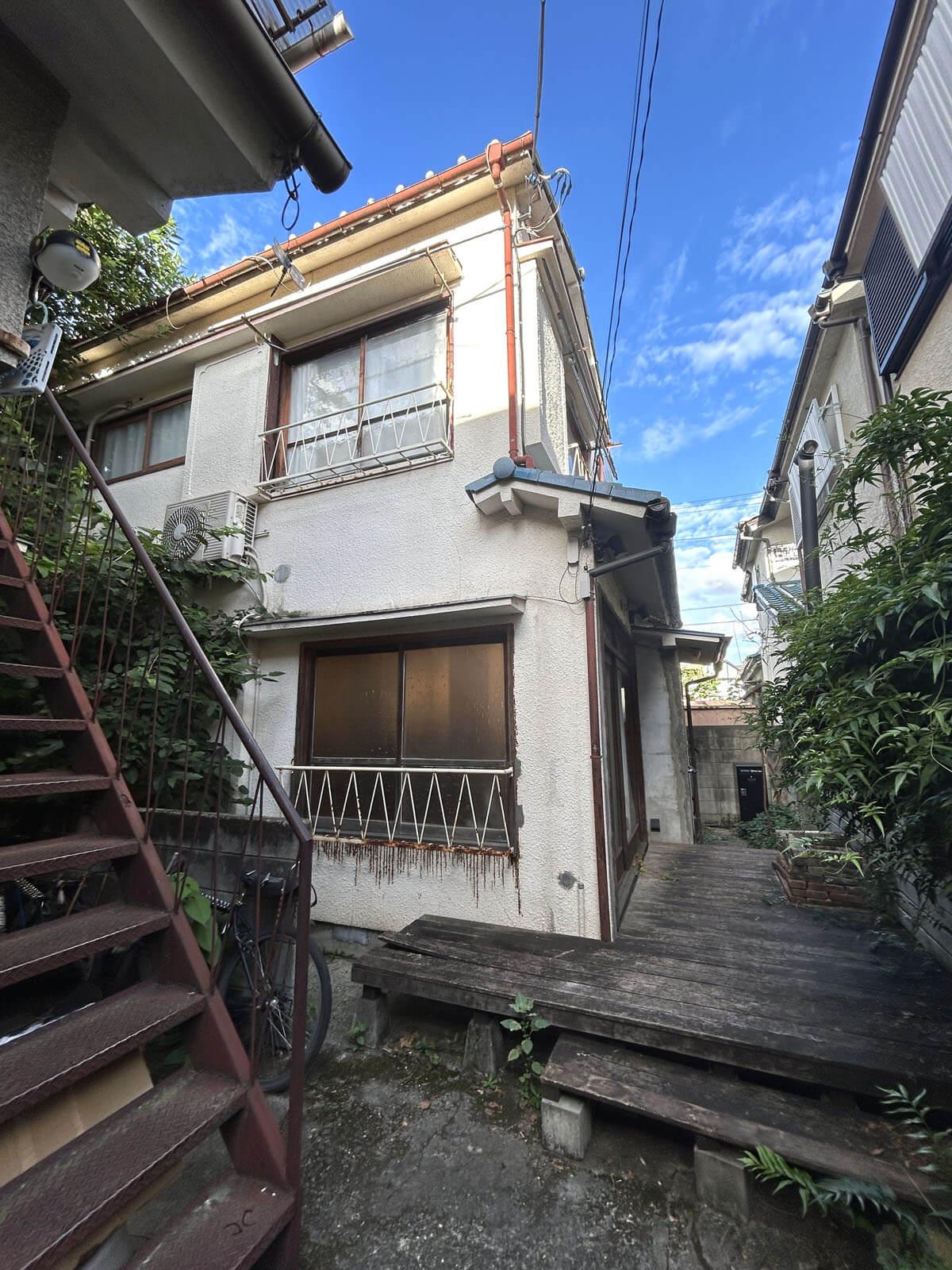 豊島区南長崎の賃貸物件/周囲はアパートや戸建が密集しています