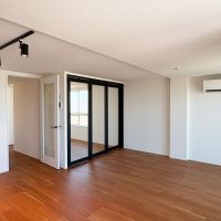 狛江市岩戸北の売買物件/キッチン側からの視点