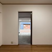 台東区鳥越の賃貸物件/この開口部が土間と居室を繋ぎます