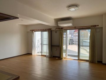 国分寺市本町の賃貸物件/線路脇のおおらかな住まい