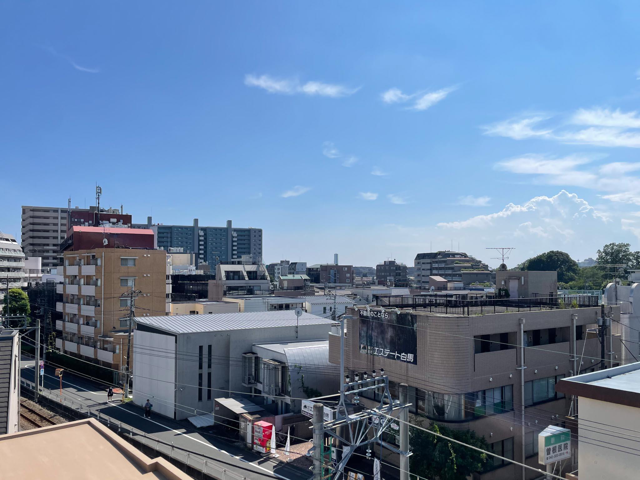 国分寺市本町の賃貸物件/高い建物がなく、すっきり抜けた眺望が気持ちいい