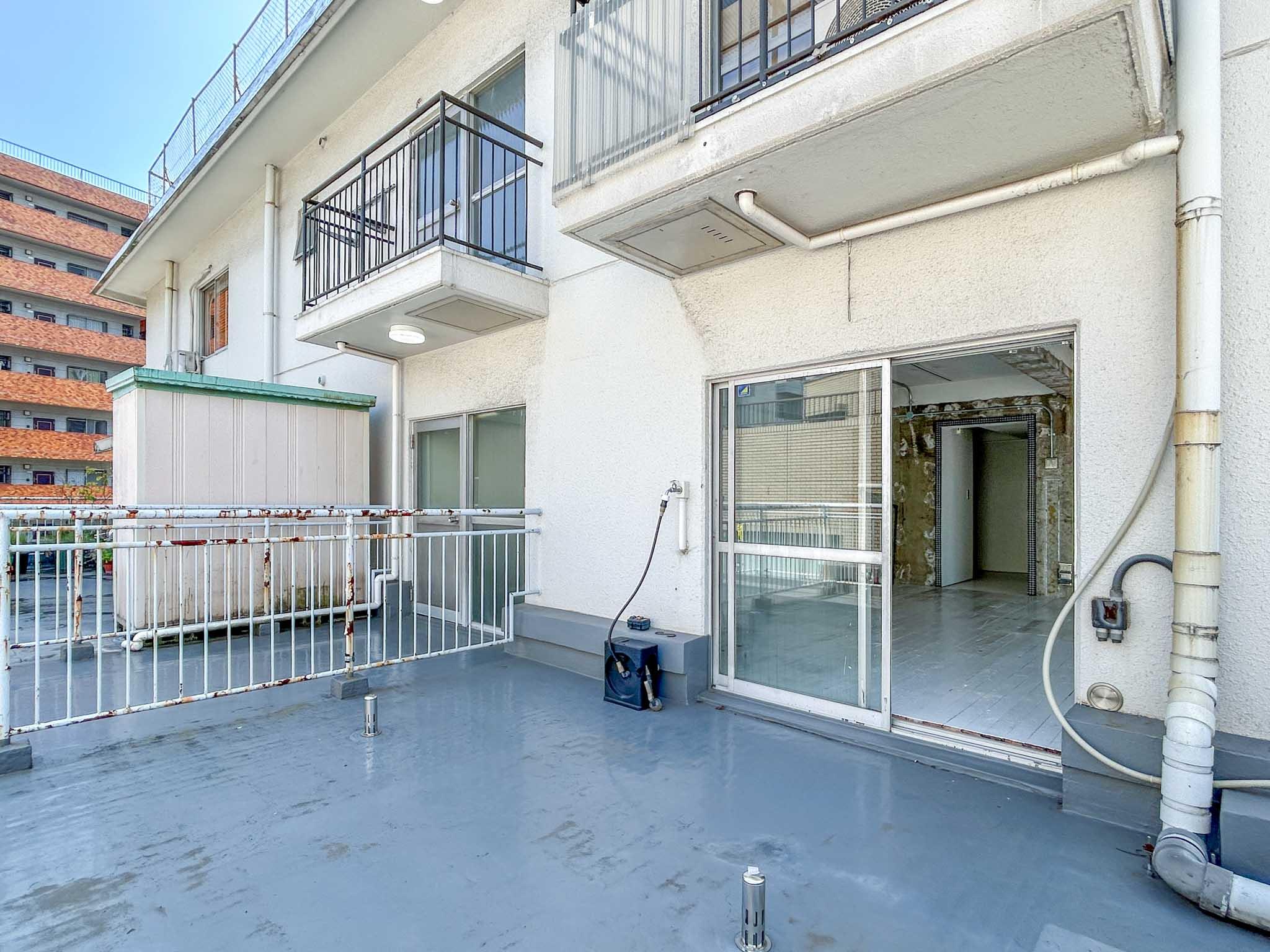 渋谷区猿楽町の賃貸物件/倉庫があるのは隣の区画