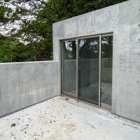 神奈川県川崎市高津区久本の賃貸物件/F・G区画：デッキテラス。そのまま屋上庭園につながっています