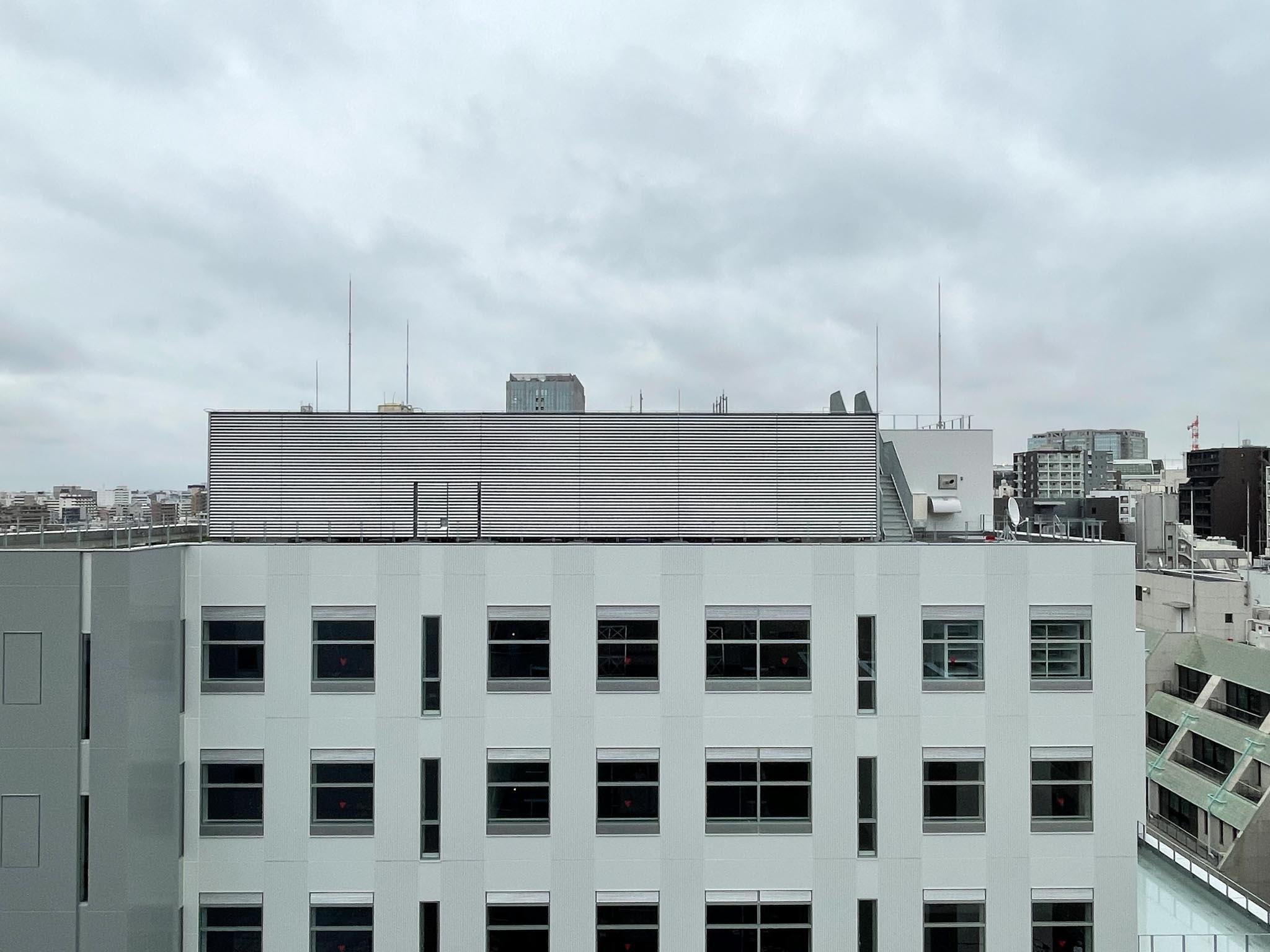 大田区西蒲田の賃貸物件/東側の眺望。前の建物とは距離があり圧迫感もなく、しっかりと光が入ります
