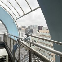 大田区西蒲田の賃貸物件/南側のベランダは奥行きがありません。物干しのみで使うイメージです