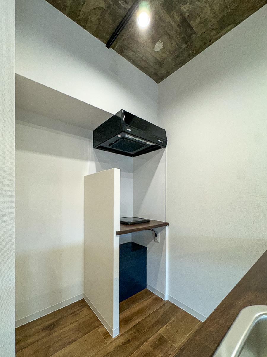世田谷区宮坂の賃貸物件/コンロは壁側にIH1口タイプの物が置かれています