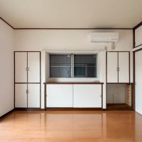 大田区田園調布の賃貸物件/２階洋室は収納がたくさん