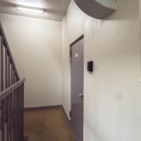 渋谷区松濤の賃貸物件/玄関外側
