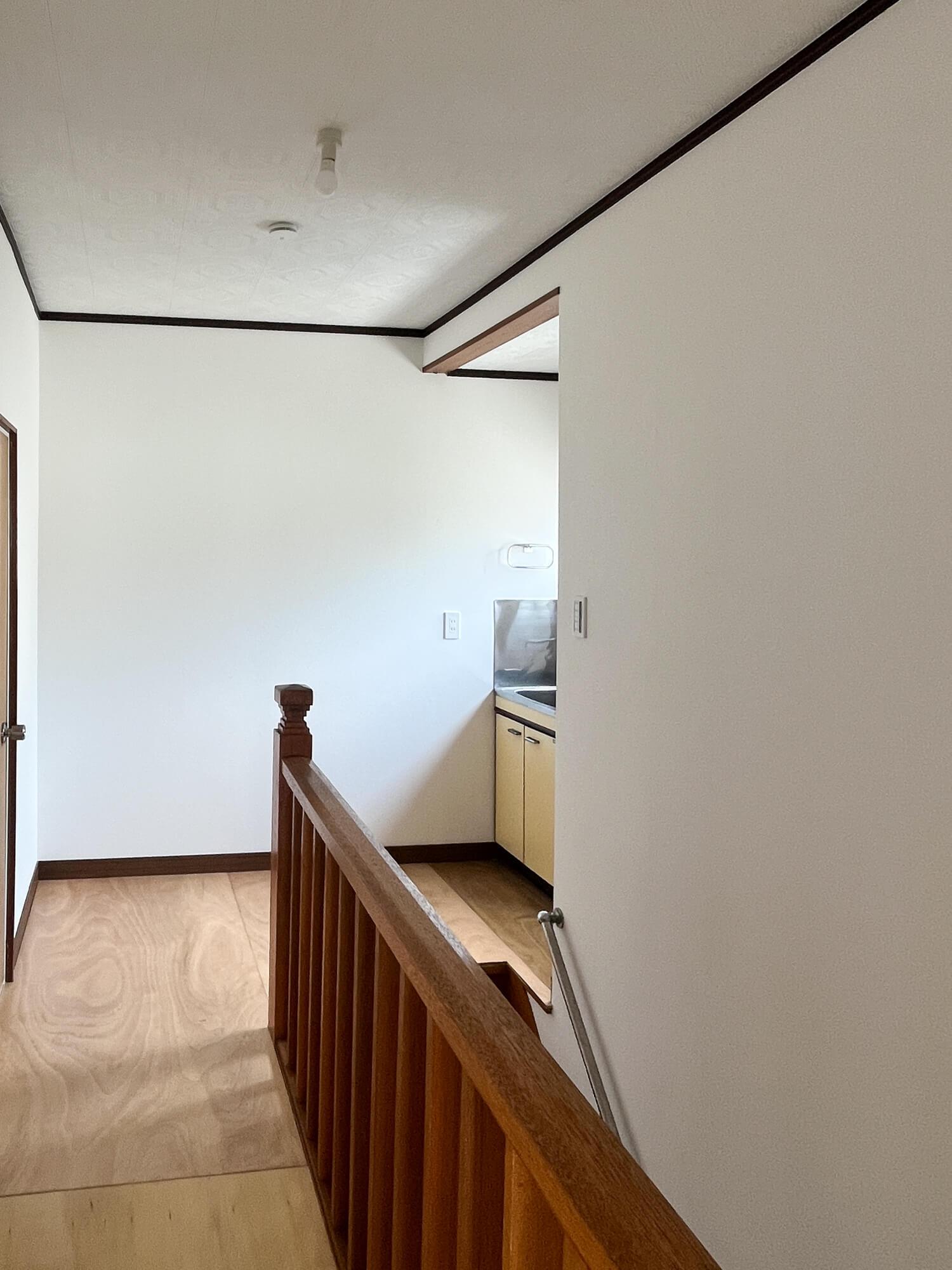 品川区大崎の賃貸物件/階段室にも洗面