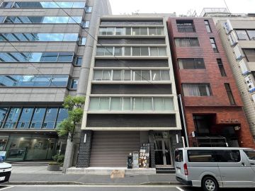 千代田区神田錦町の賃貸物件/レトロビルの顔立ち