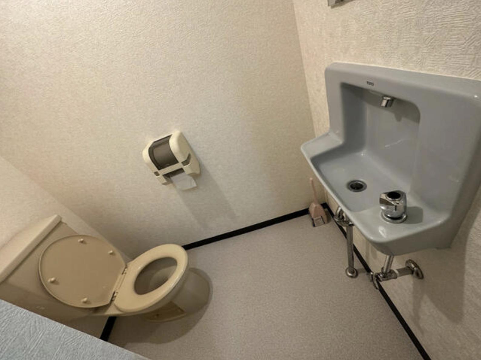 千代田区神田錦町の賃貸物件/トイレは2つあるので、男女で分けて使えます