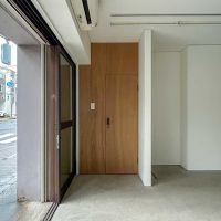 江東区常盤の賃貸物件/出入り口の脇にトイレ