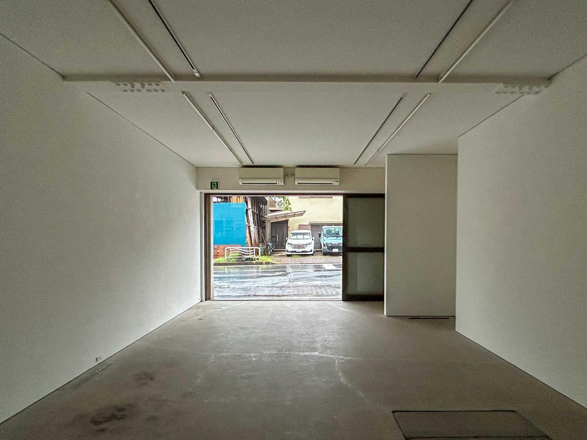 江東区常盤の賃貸物件/室内から北側をみる