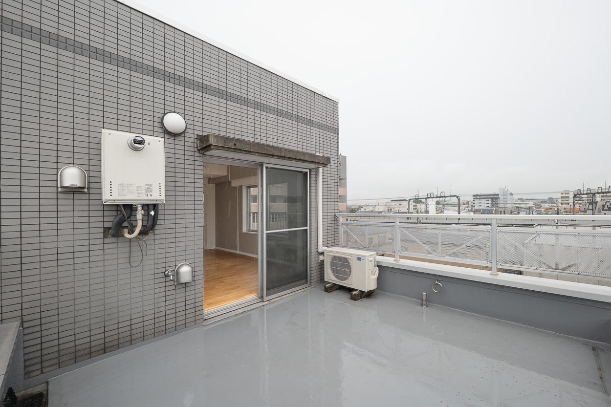 世田谷区経堂の賃貸物件/最上階の、嬉しいおまけ