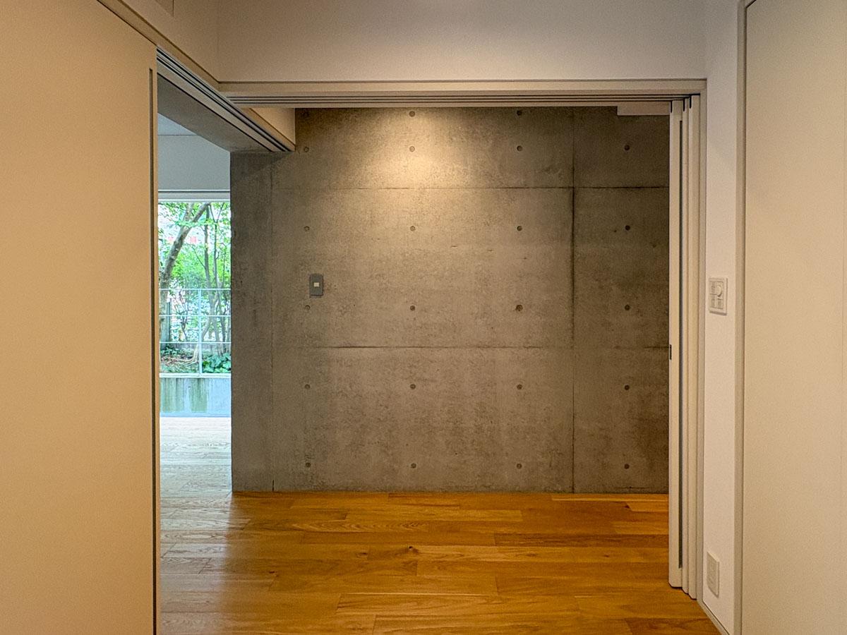 世田谷区尾山台の賃貸物件/1階：4.5畳の部屋は引き戸で仕切れます
