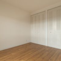 中野区上鷺宮の賃貸物件/7畳ほどの洋室