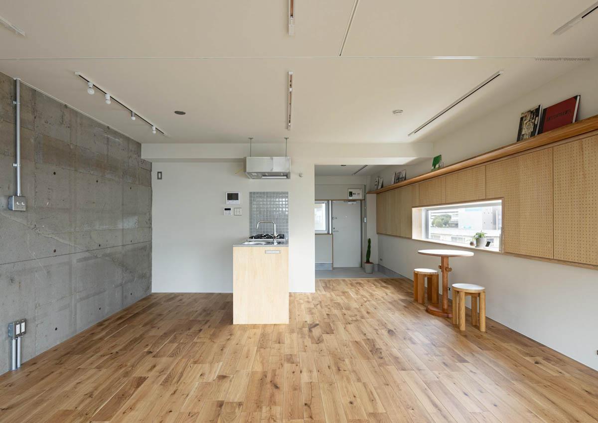 中野区中野の賃貸物件/部屋全体をはこのようなかたち。クローゼット収納はないので、レイアウトの工夫は必要です