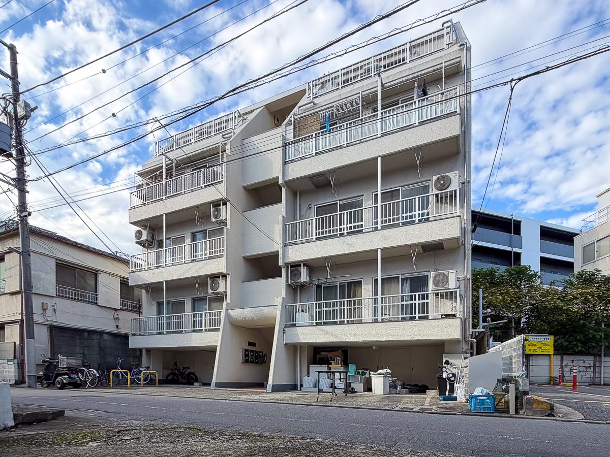 目黒区青葉台の賃貸物件/味わい深い雰囲気のレトロマンション