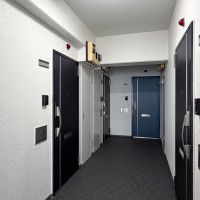 中央区新川の賃貸物件/左奥のドアの先がお部屋です
