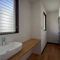 北区中里の賃貸物件/2階の廊下に洗面