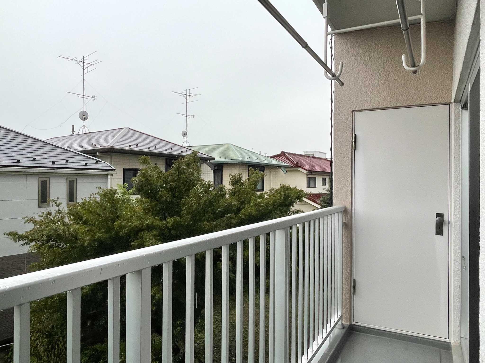 杉並区高円寺の賃貸物件/ベランダ：収納があります