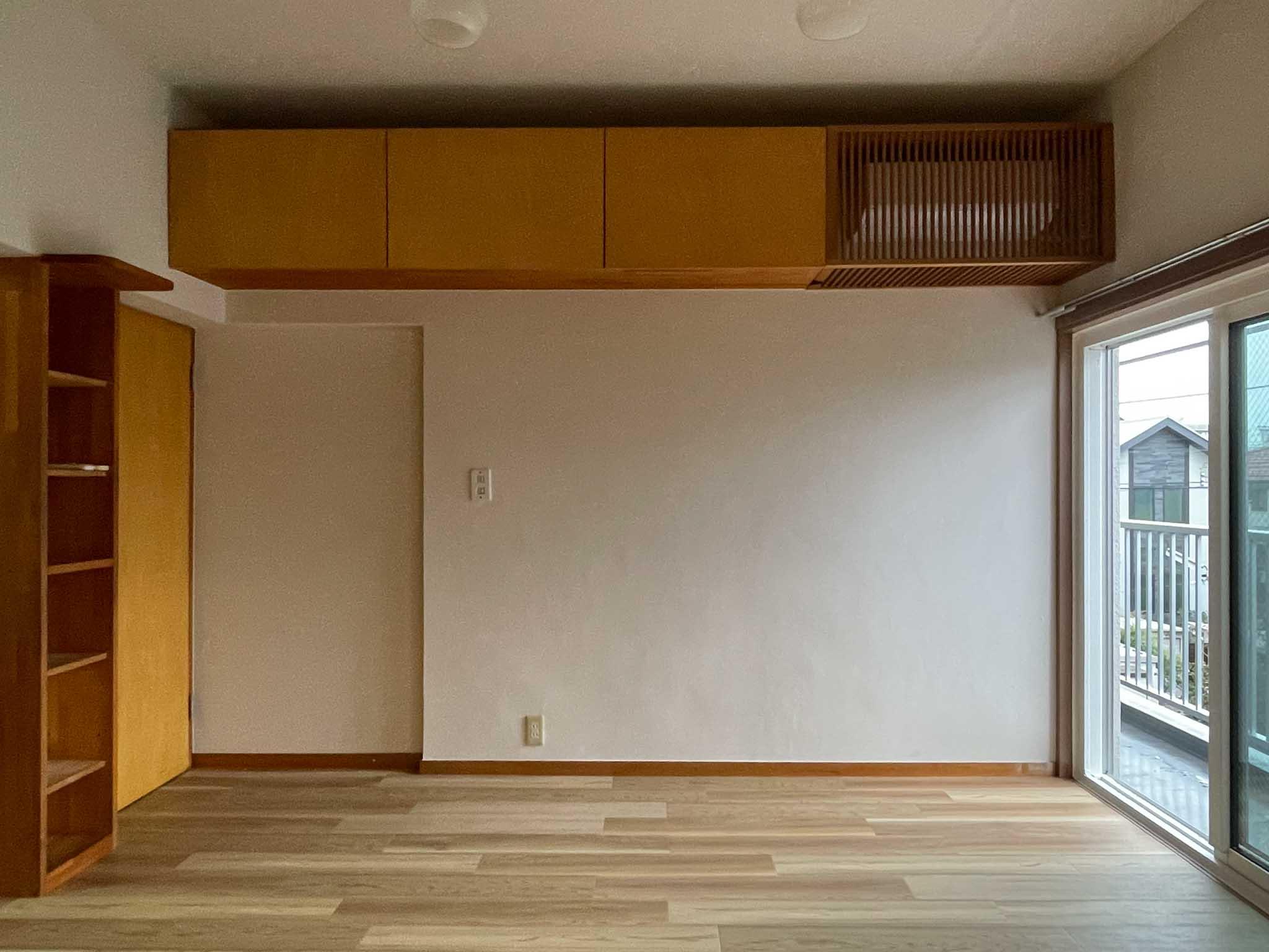 杉並区高円寺の賃貸物件/リビング、東側：この辺りにダイニングテーブルを置きます