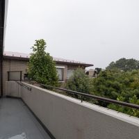 練馬区石神井町の賃貸物件/リビング横のゆったりとしたバルコニー