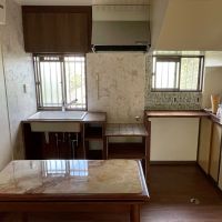 西東京市柳沢の賃貸物件/1F：大理石をあしらったテーブルは調理台としてお使いただけたら