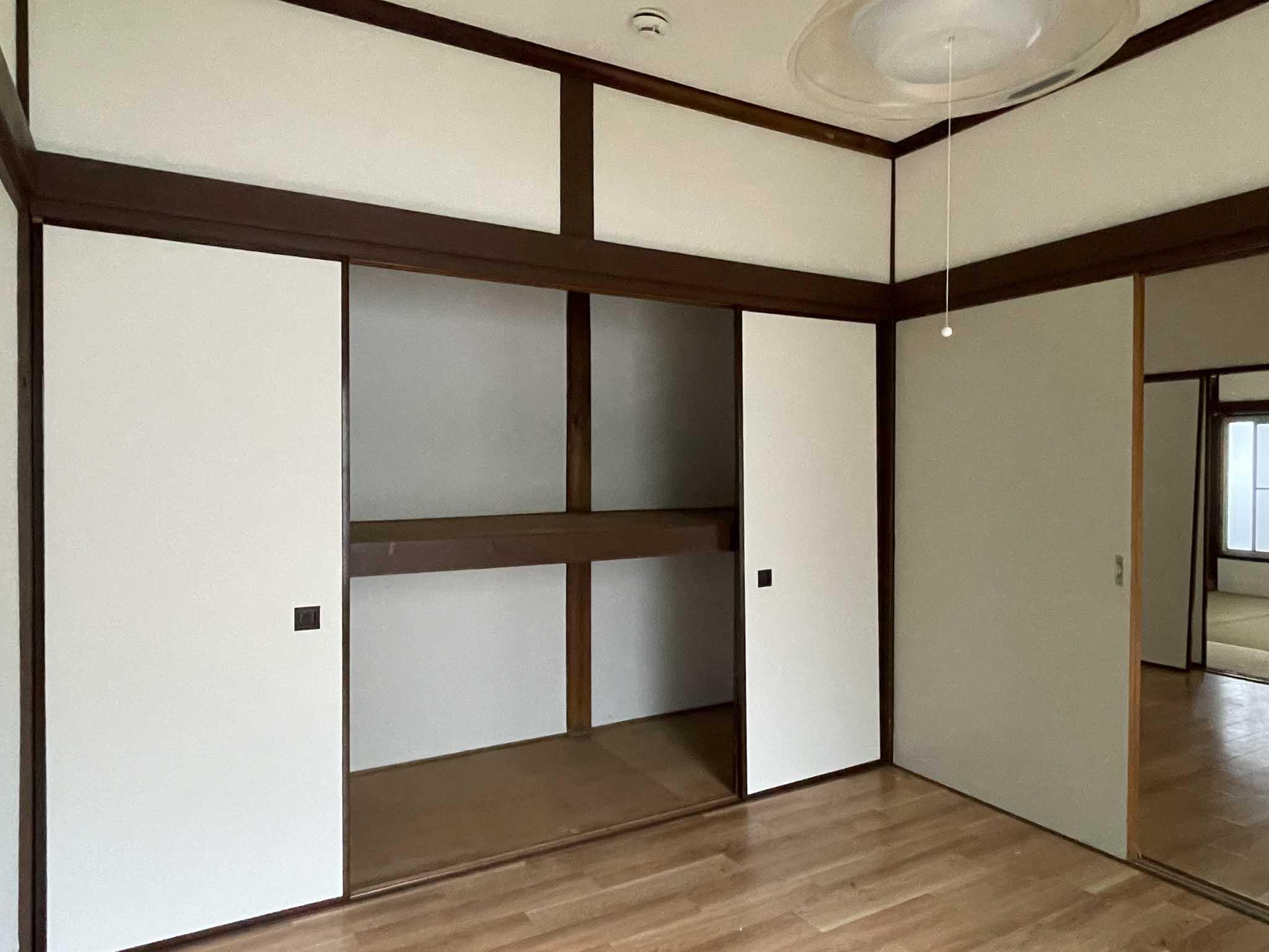 中野区上高田の賃貸物件/洋室②：収納はワイドな押入れです