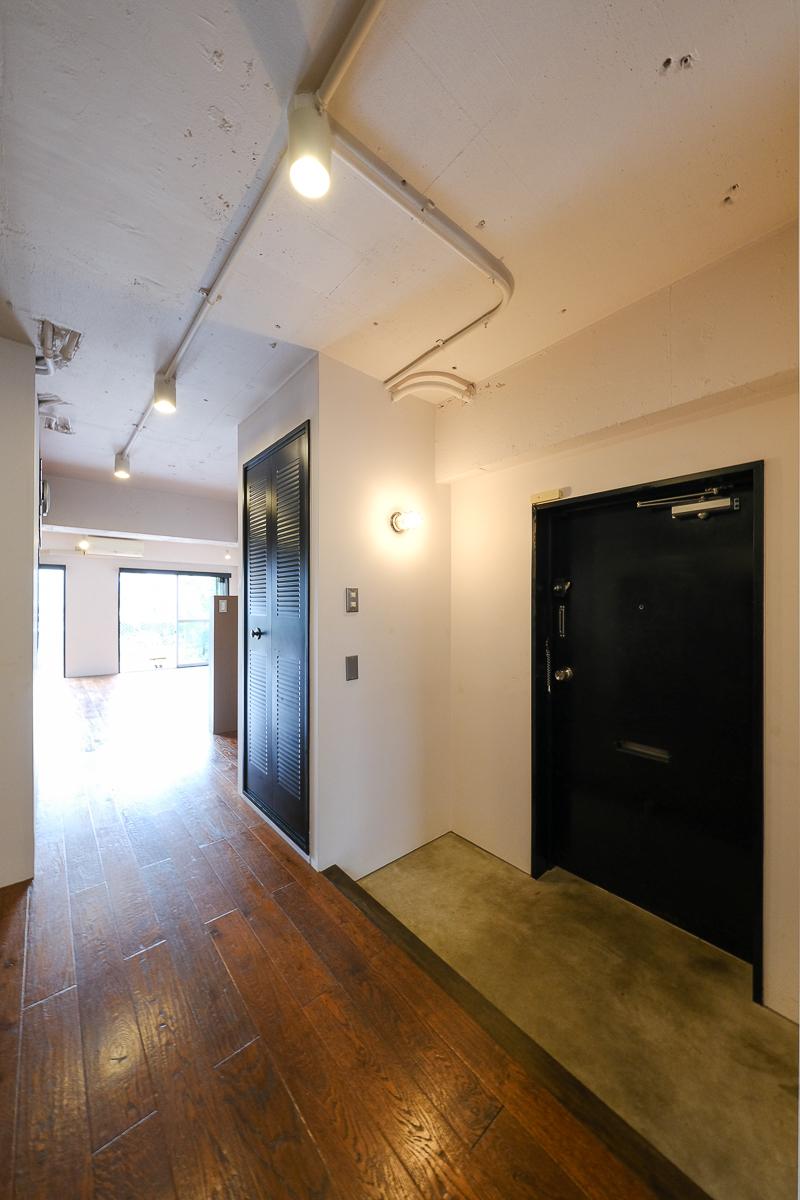 渋谷区富ヶ谷の売買物件/広い玄関