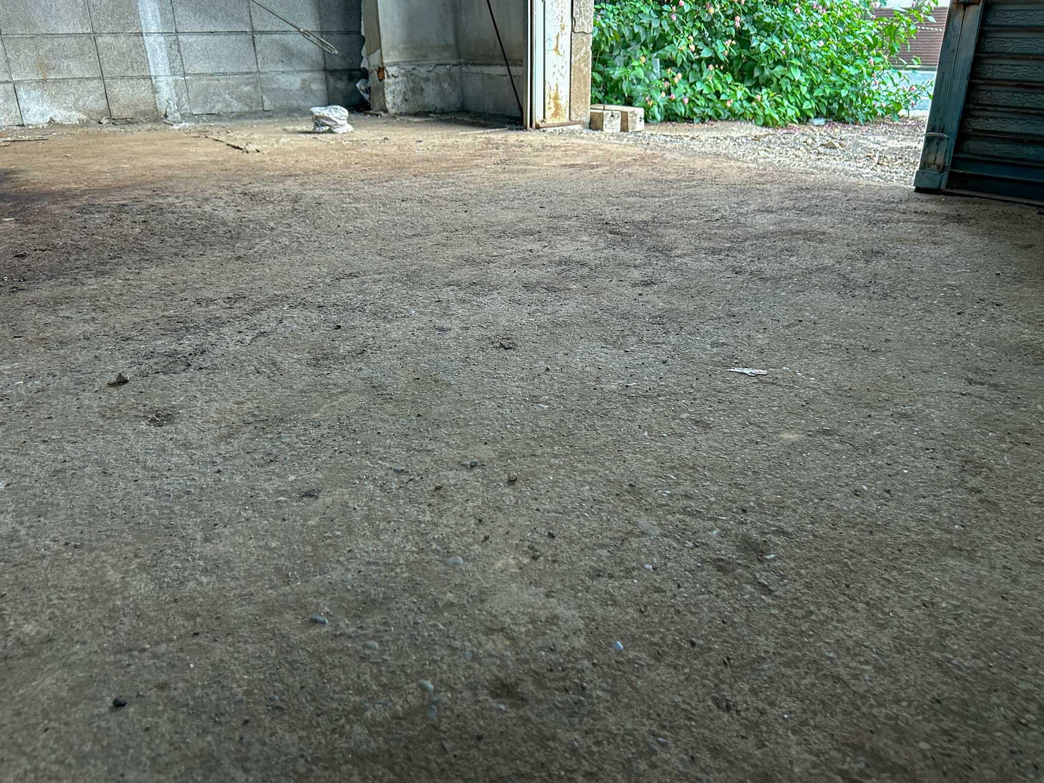 大田区多摩川の賃貸物件/土間床はでこぼこ